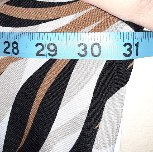 3x Bob Mackie Wearable Art Palm Printed High-Low Hem Top in Brown/ Tan - Picture 7 of 10